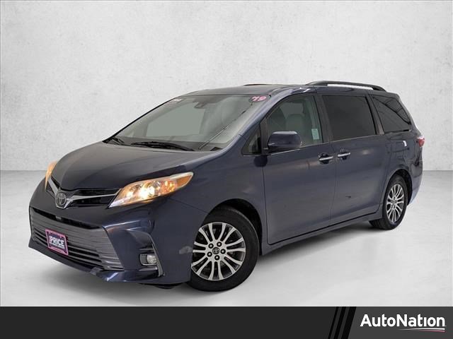Used 2019 Toyota Sienna XLE video 1