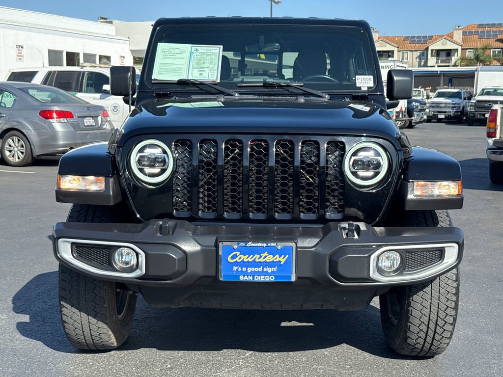 Used 2022 Jeep Gladiator Sport image 4