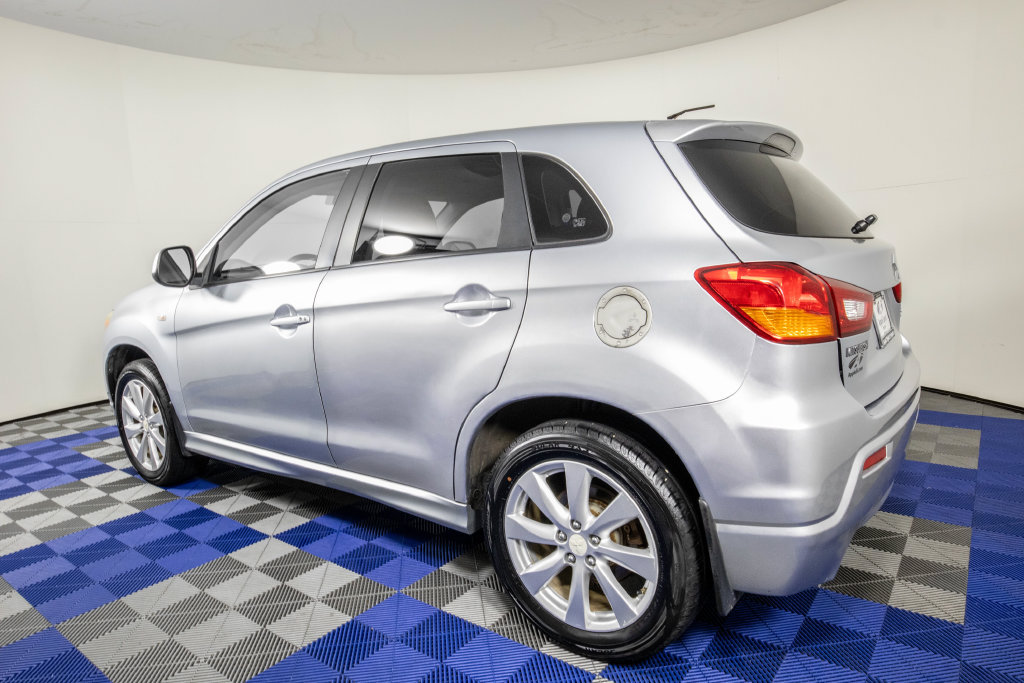 Used 2012 Mitsubishi Outlander Sport SE FWD image 7