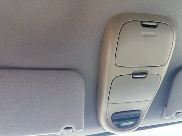 Used 2004 Ford F150 Lightning RWD image 17