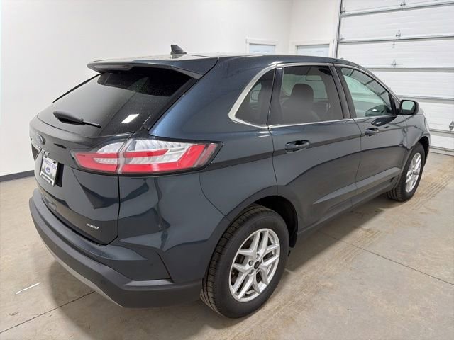 Used 2024 Ford Edge SEL w/ Convenience Package AWD/4WD image 4