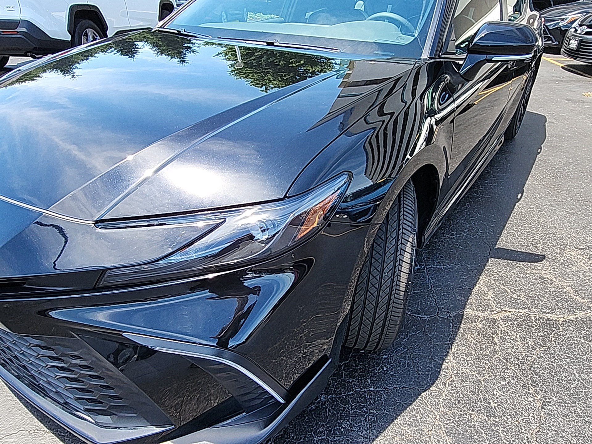 Used 2026 Toyota Camry SE w/ Convenience Package FWD image 9