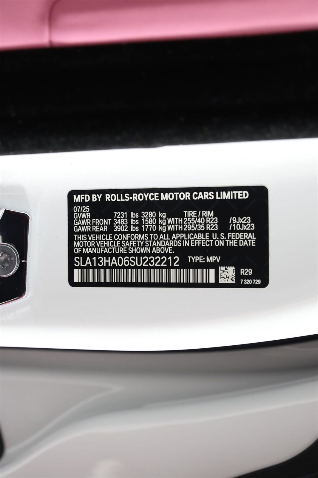 New 2025 Rolls-Royce Cullinan w/ Dynamic Package image 19