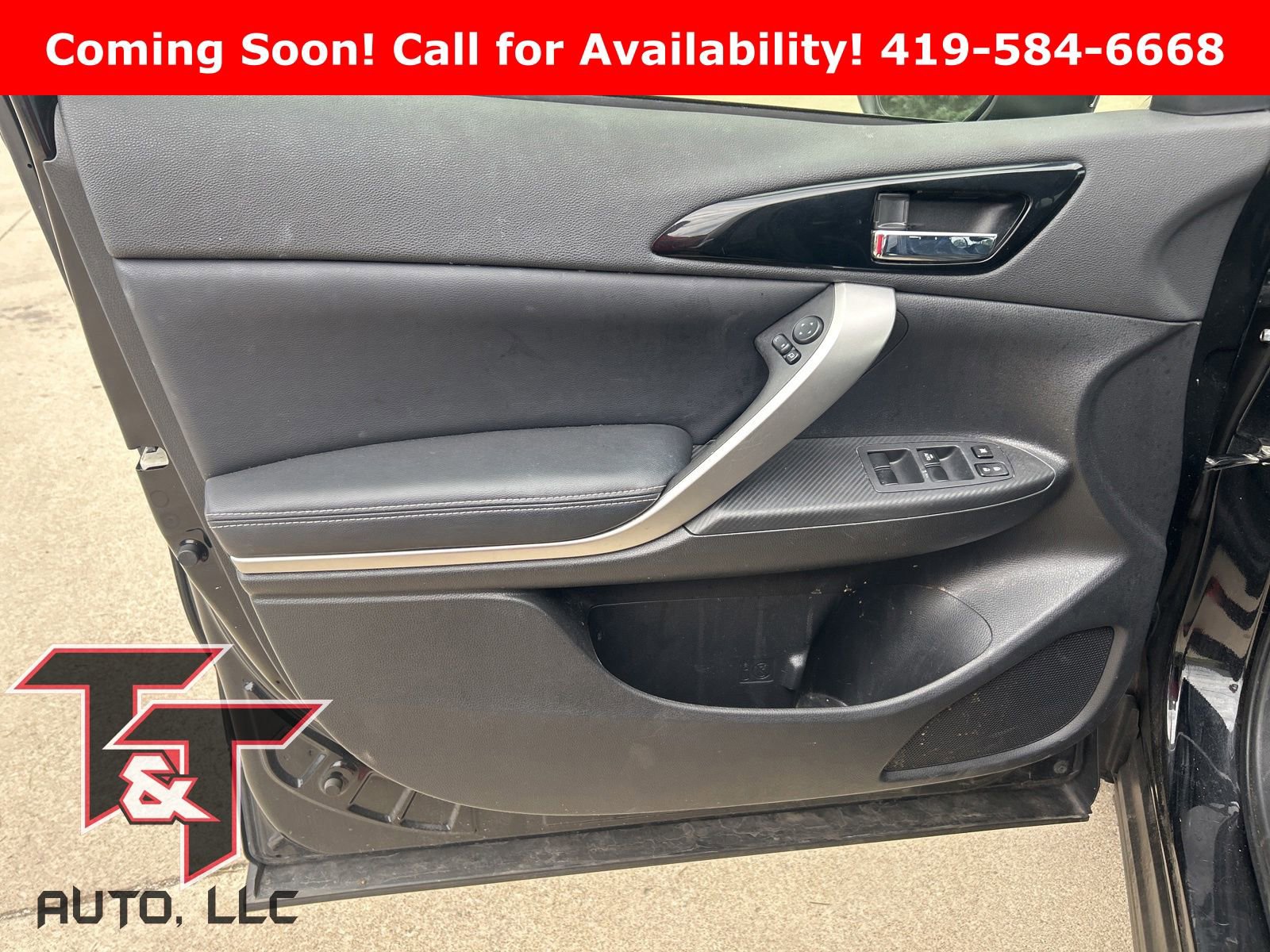Used 2022 Mitsubishi Eclipse Cross FWD image 5