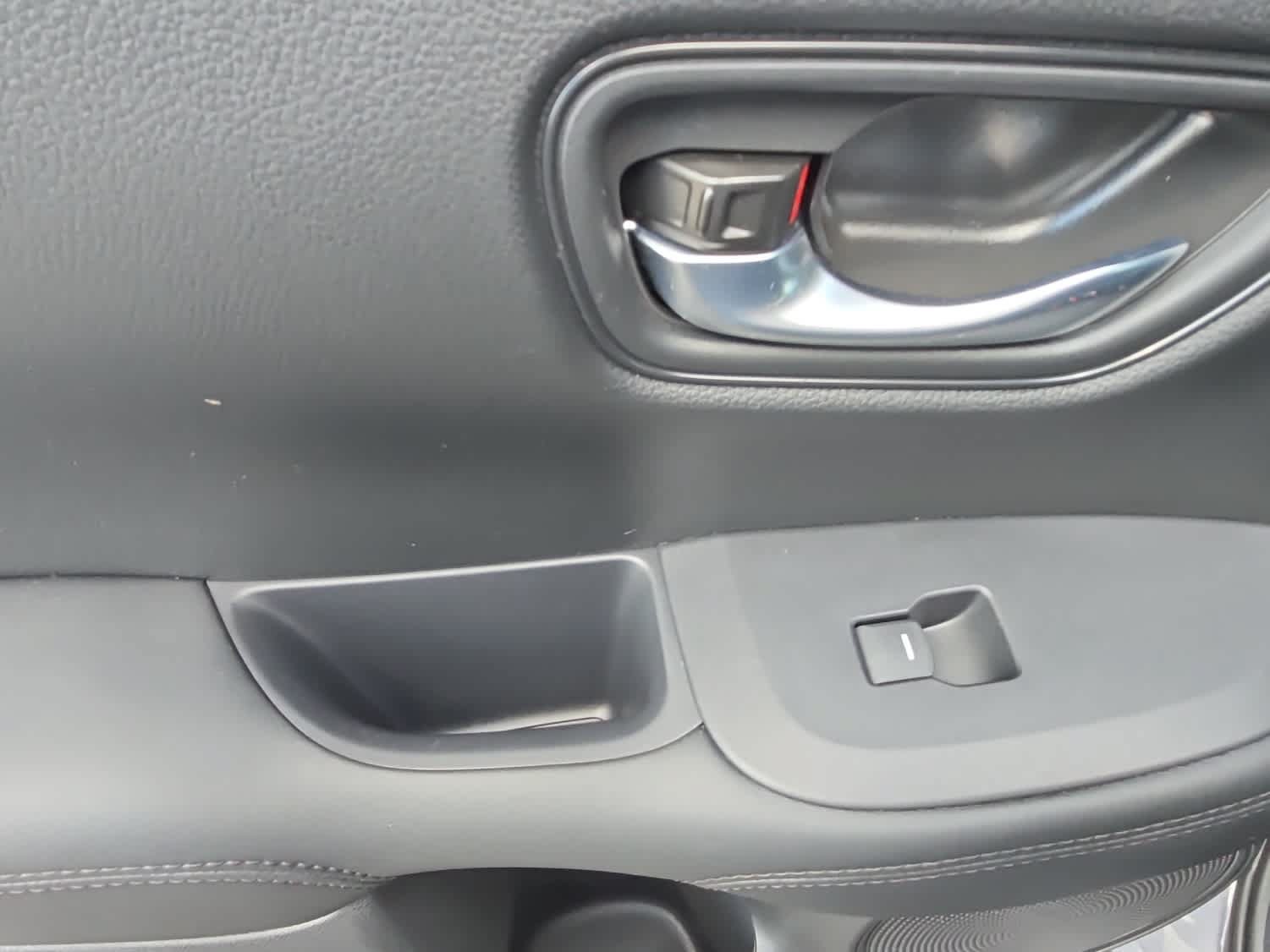 Certified 2026 Honda HR-V LX image 38