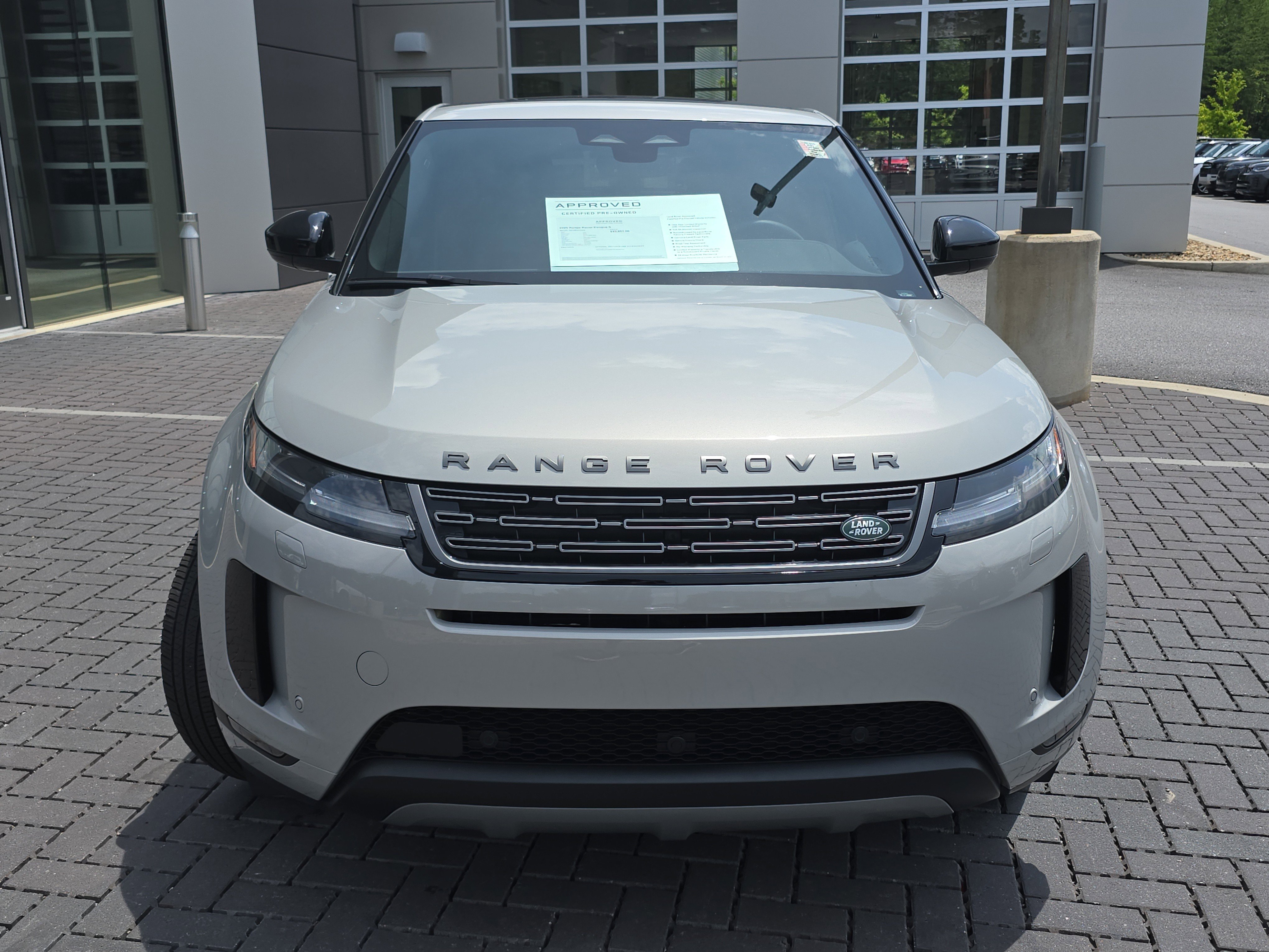 Certified 2025 Land Rover Range Rover Evoque S AWD/4WD image 2