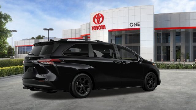New 2026 Toyota Sienna XLE Woodland Edition AWD/4WD image 13