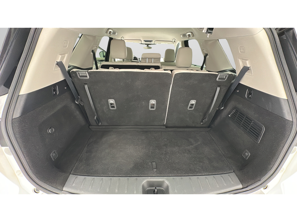 Used 2024 Nissan Pathfinder SL AWD/4WD image 22