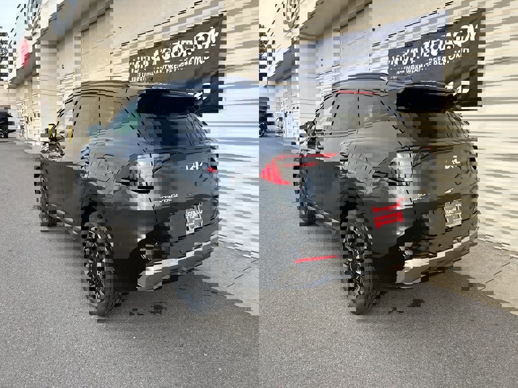 New 2026 Kia Sportage SX Prestige image 6