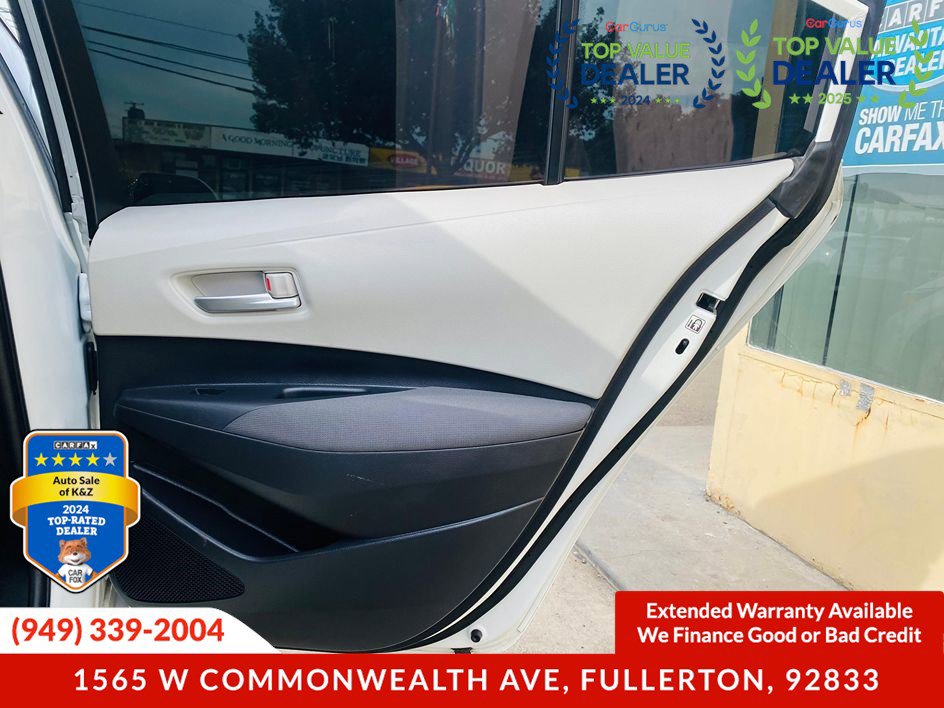 Used 2020 Toyota Corolla LE FWD image 29