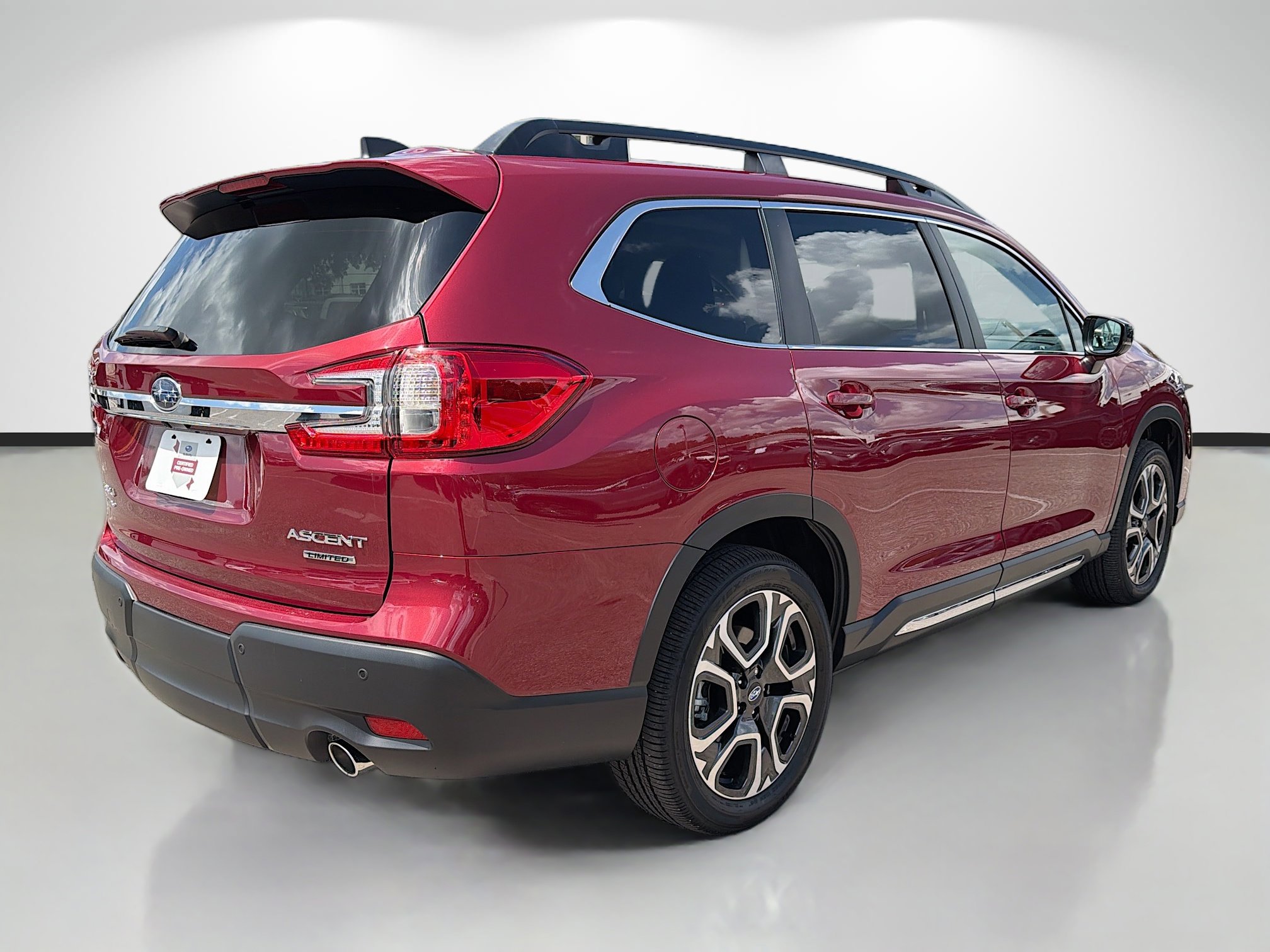 Certified 2025 Subaru Ascent Limited w/ Popular Package #2 AWD/4WD image 3