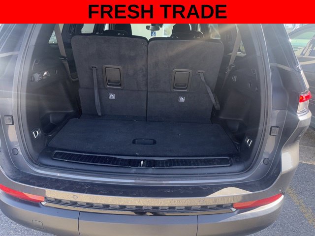 Used 2024 Jeep Grand Cherokee L Laredo AWD/4WD image 9