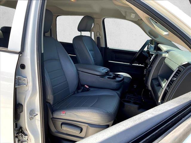 Used 2017 RAM 2500 Tradesman w/ Chrome Appearance Group AWD/4WD image 9