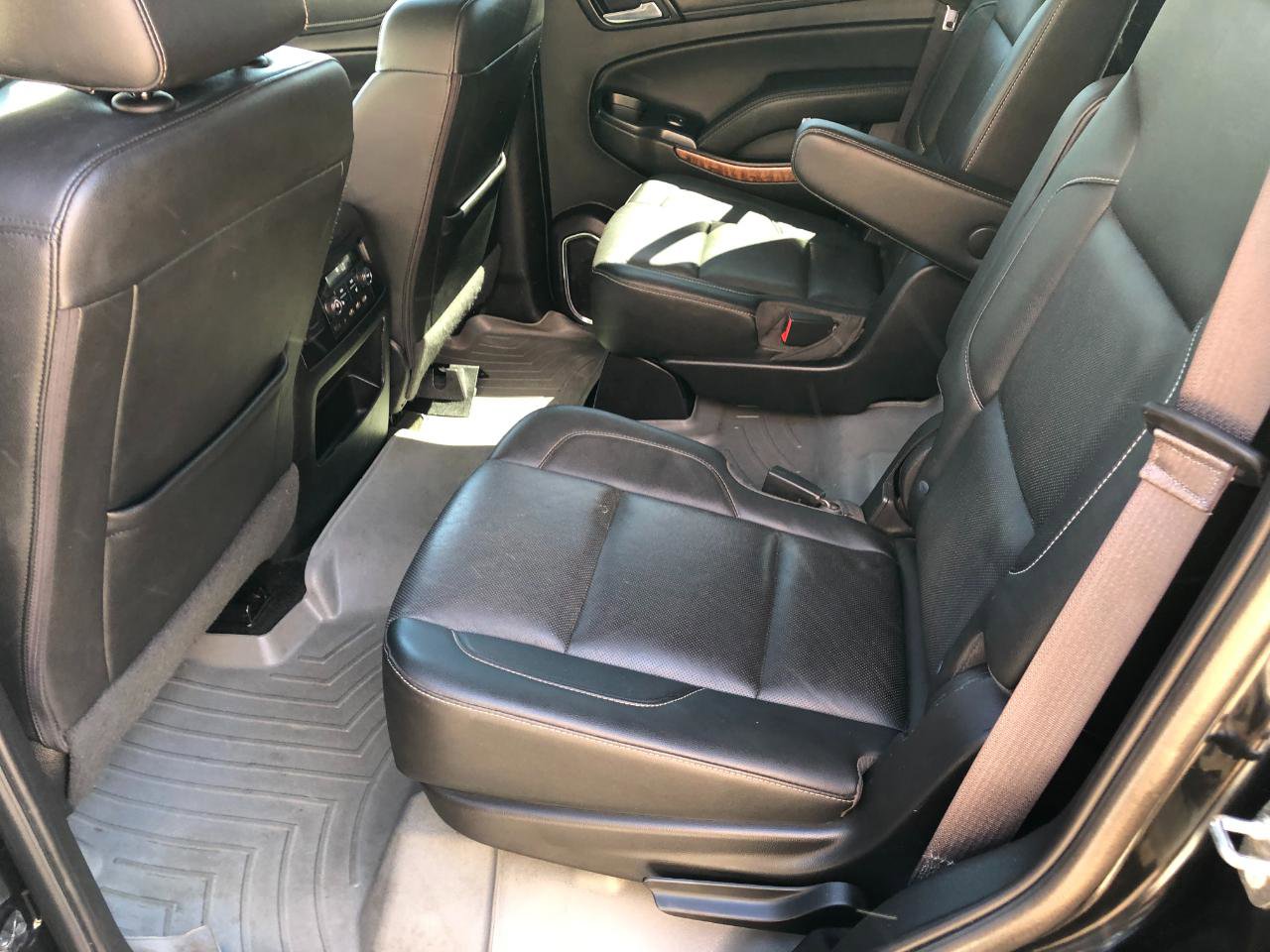 Used 2017 Chevrolet Tahoe Premier AWD/4WD image 35
