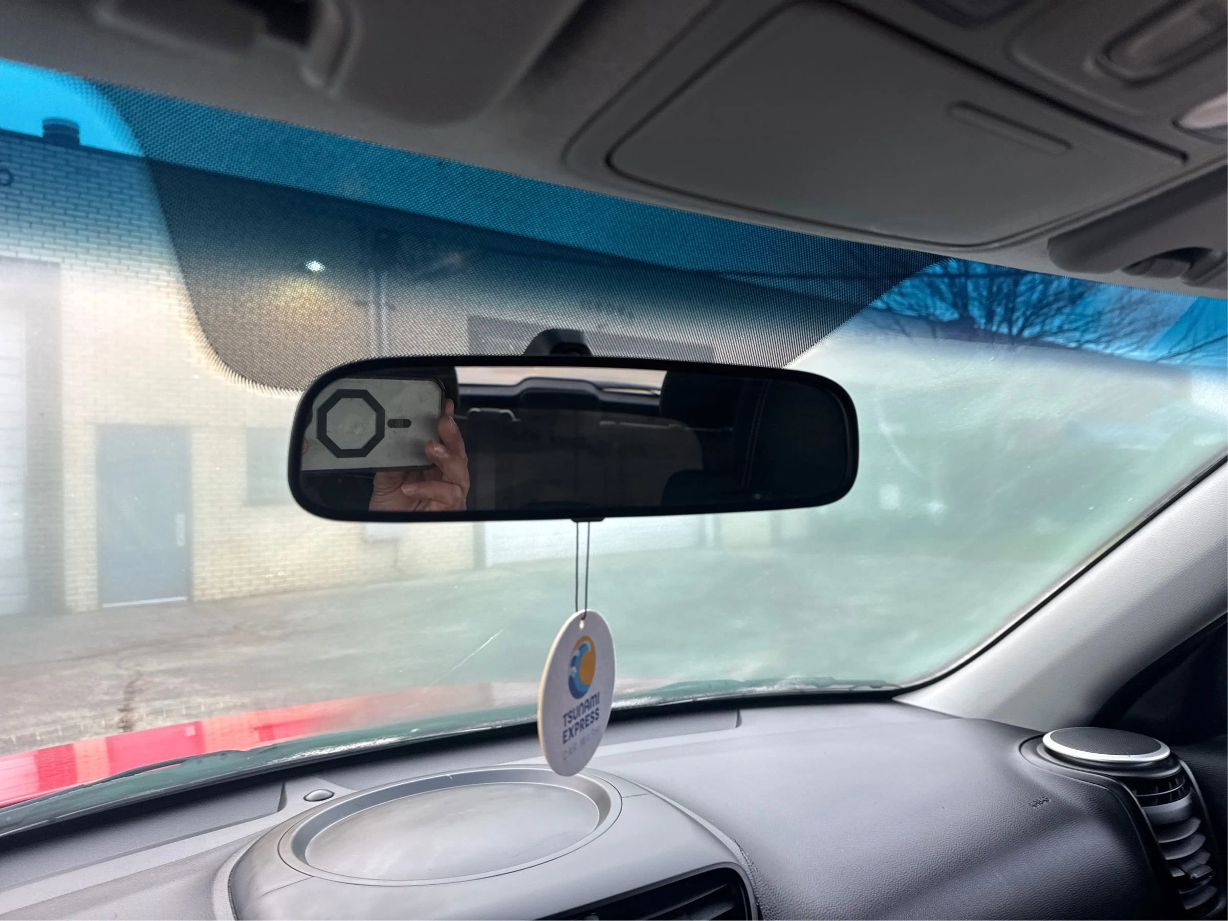 Used 2015 Kia Soul + image 17