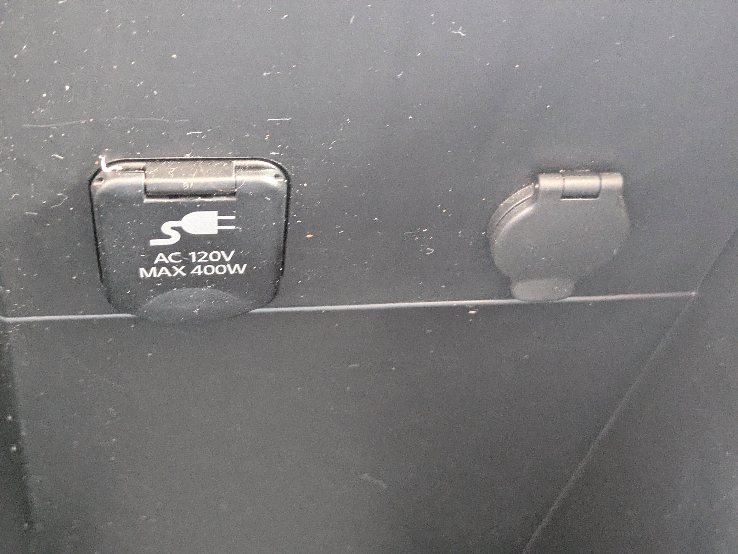 Used 2018 Nissan NV 3500 SL w/ Navigation Package image 24