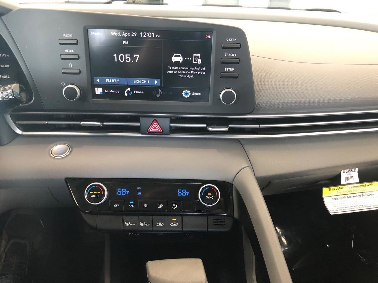 Used 2021 Hyundai Elantra SEL FWD image 15