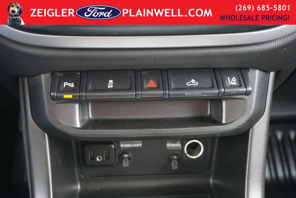 Used 2020 Chevrolet Colorado LT w/ Safety Package image 21