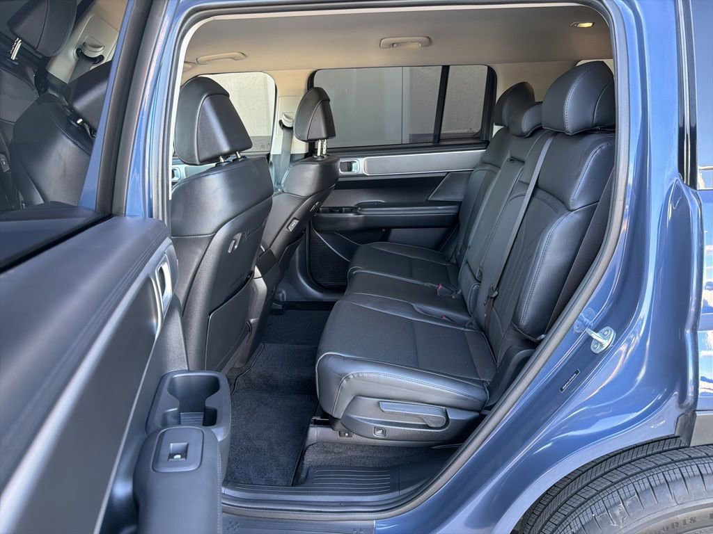 Used 2025 Hyundai Santa Fe SEL image 16