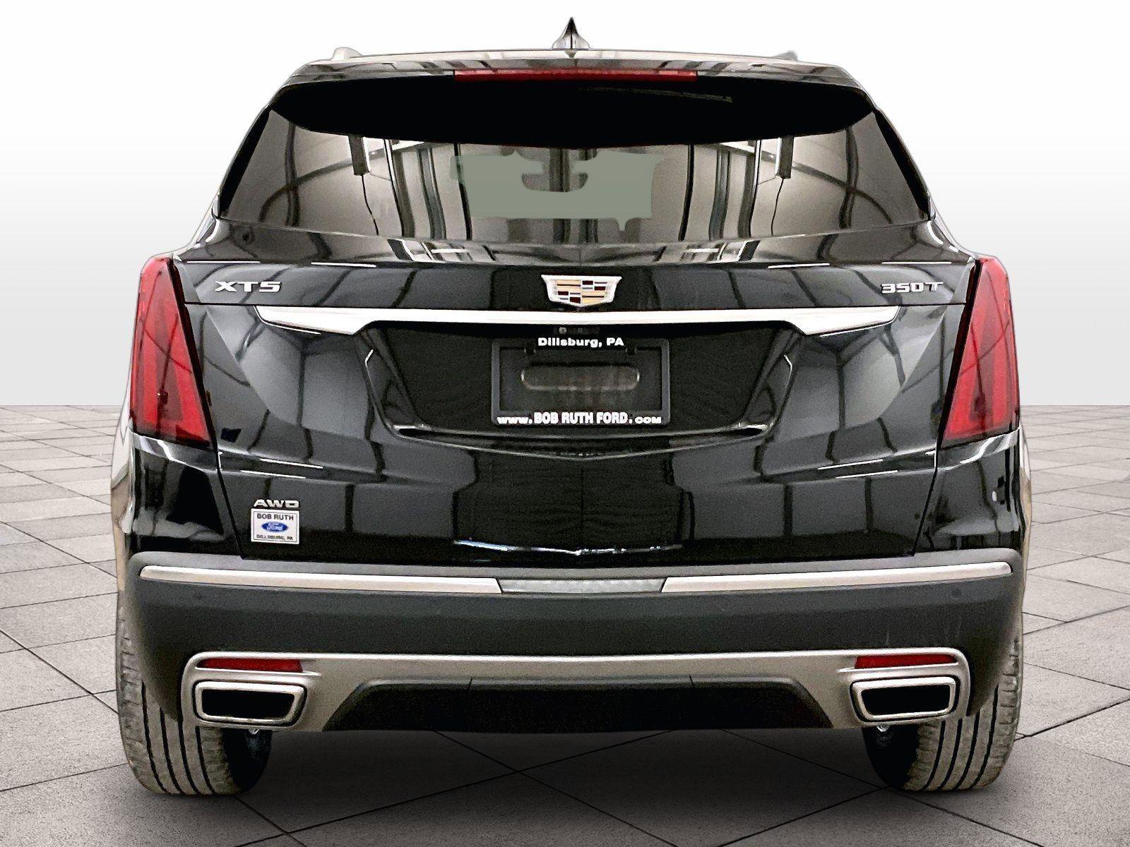 Used 2021 Cadillac XT5 Premium Luxury image 4