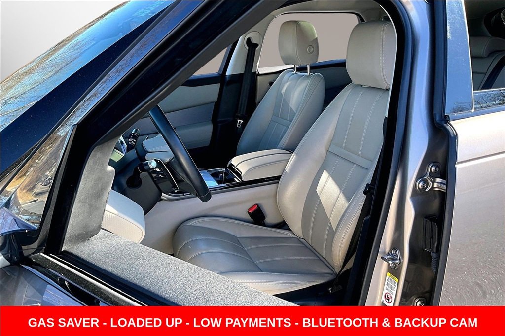 Used 2023 Land Rover Range Rover Velar R-Dynamic S image 19