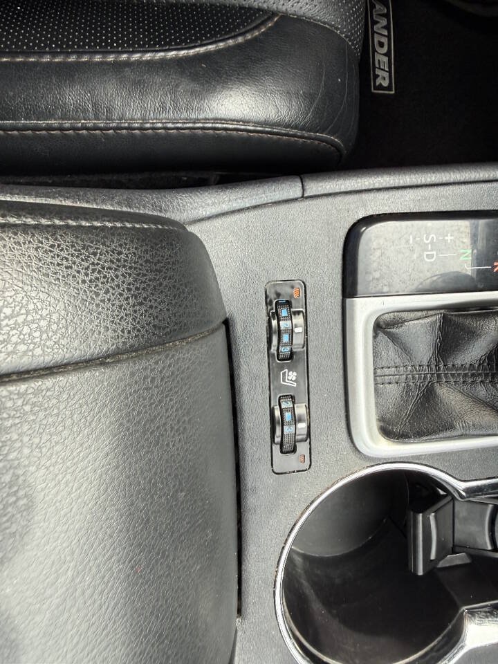 Used 2015 Toyota Highlander Limited Platinum AWD/4WD image 14