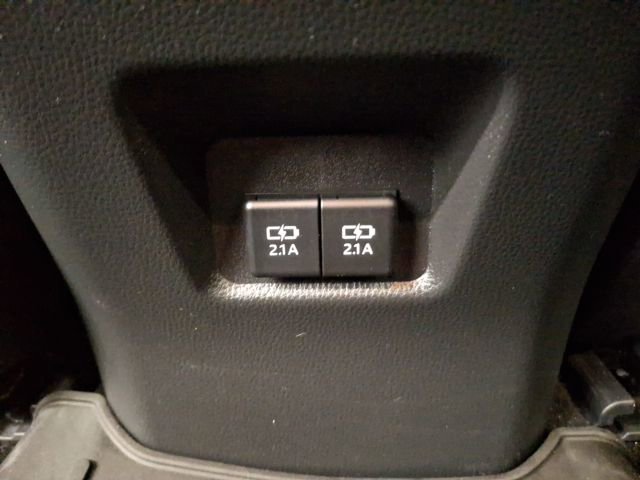 Used 2021 Toyota RAV4 XLE w/ Convenience Package image 42