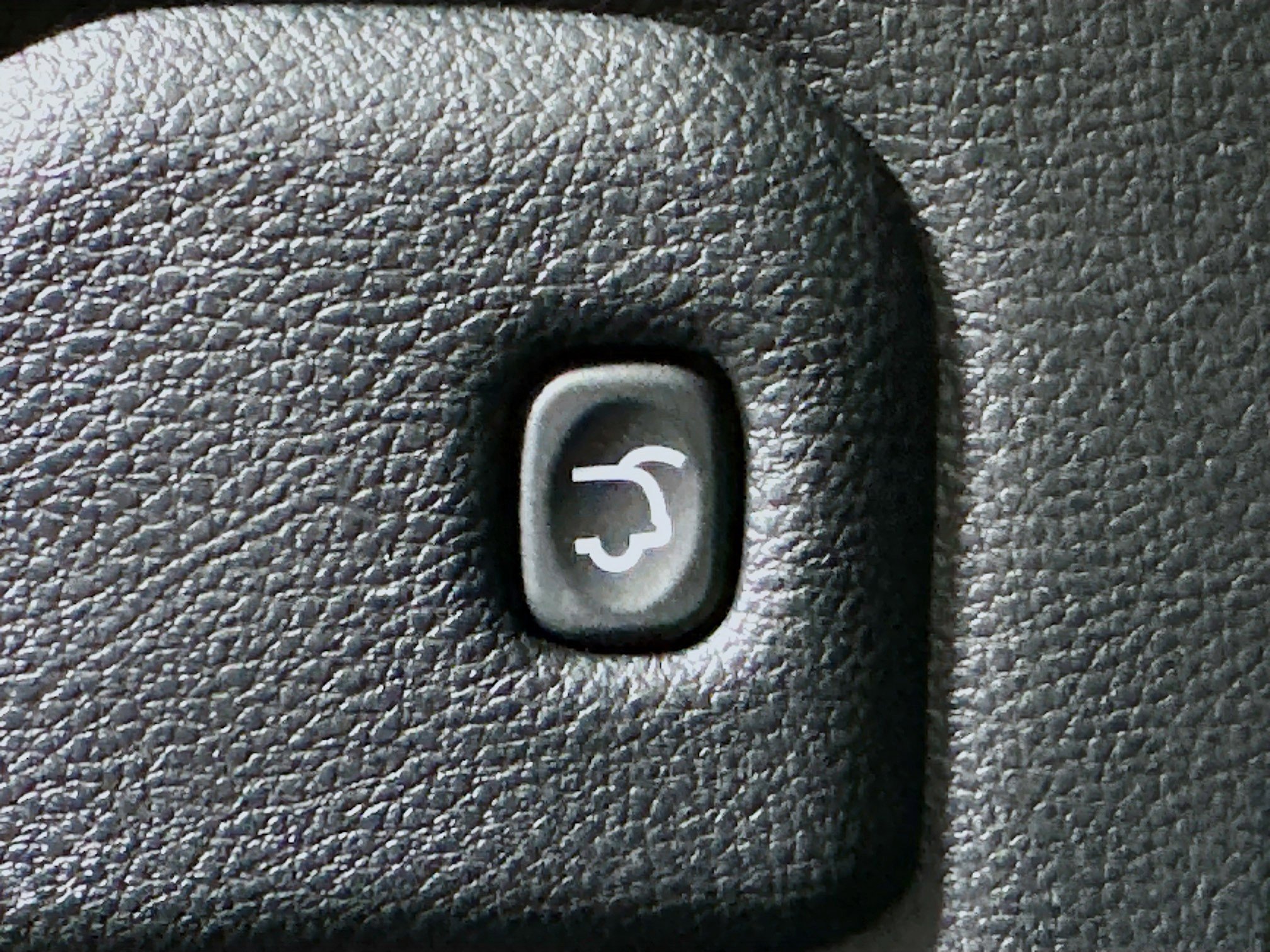 Used 2024 Dodge Durango GT image 32