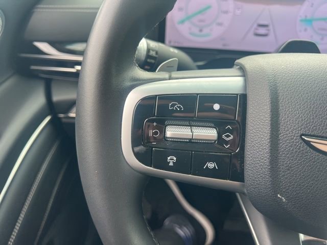 Used 2025 Genesis GV80 2.5T Standard image 15