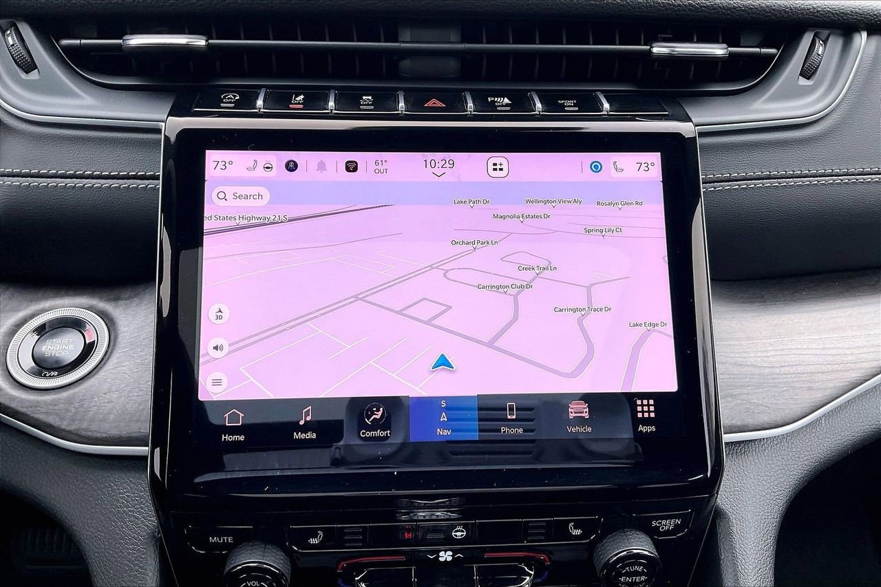 Certified 2025 Jeep Grand Cherokee Limited w/ Black Appearance Package image 14