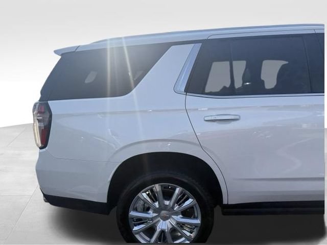 Used 2023 Chevrolet Tahoe High Country w/ Premium Package AWD/4WD image 4