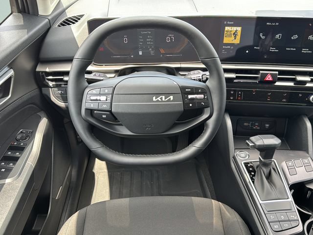 New 2026 Kia Sportage LX w/ LX Convenience Package FWD image 15