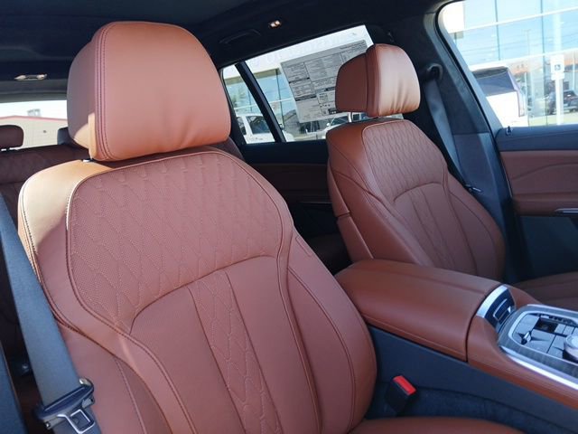 New 2026 BMW X7 xDrive40i AWD/4WD image 19