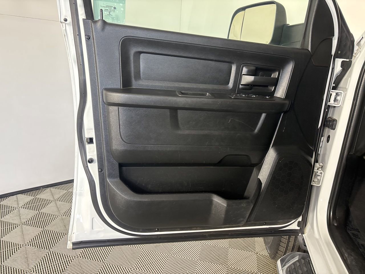 Used 2022 RAM 3500 Tradesman image 7