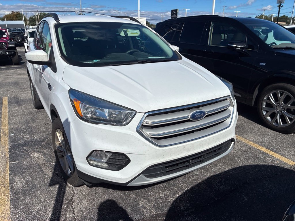 Used 2018 Ford Escape SE w/ SE Sync 3 Package