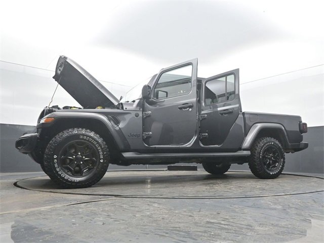 Used 2021 Jeep Gladiator Willys image 59
