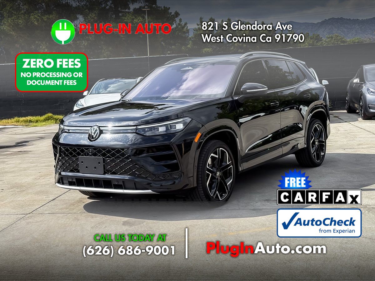 Used 2026 Volkswagen Tiguan SEL R-Line AWD/4WD image 1