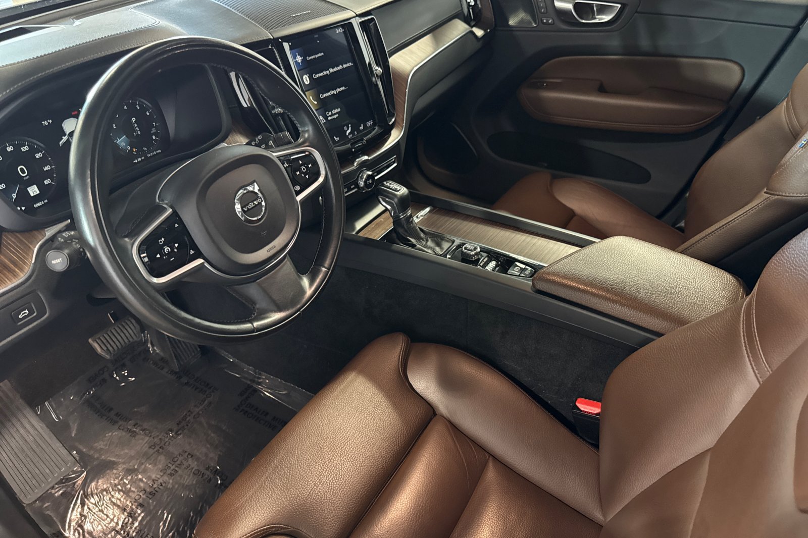 Used 2019 Volvo XC60 T5 Inscription w/ Protection Package Premier AWD/4WD image 13