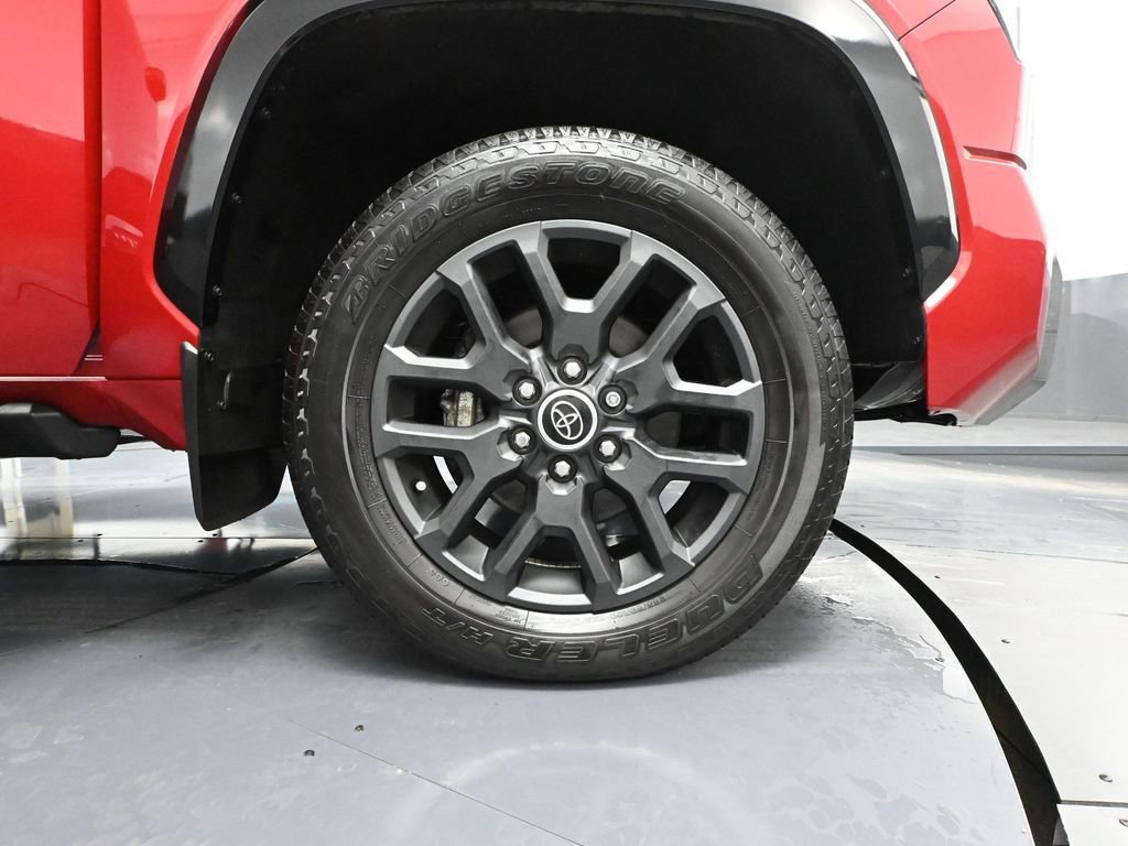 Used 2022 Toyota Tundra Platinum image 14