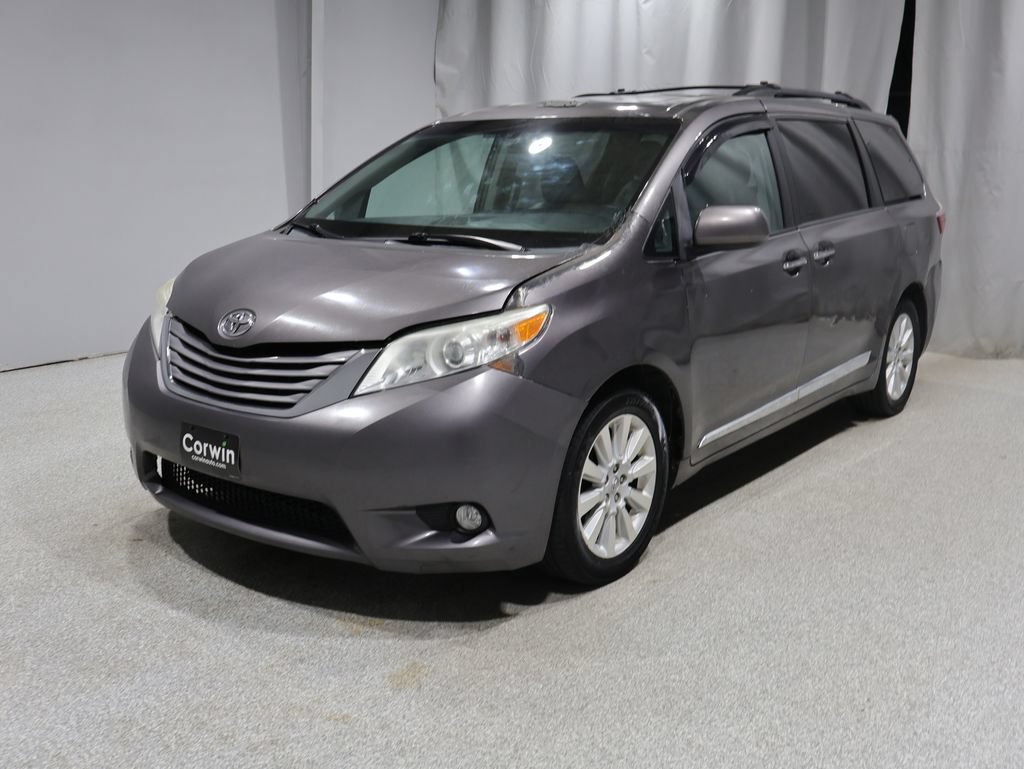 Used 2015 Toyota Sienna XLE AWD/4WD image 7