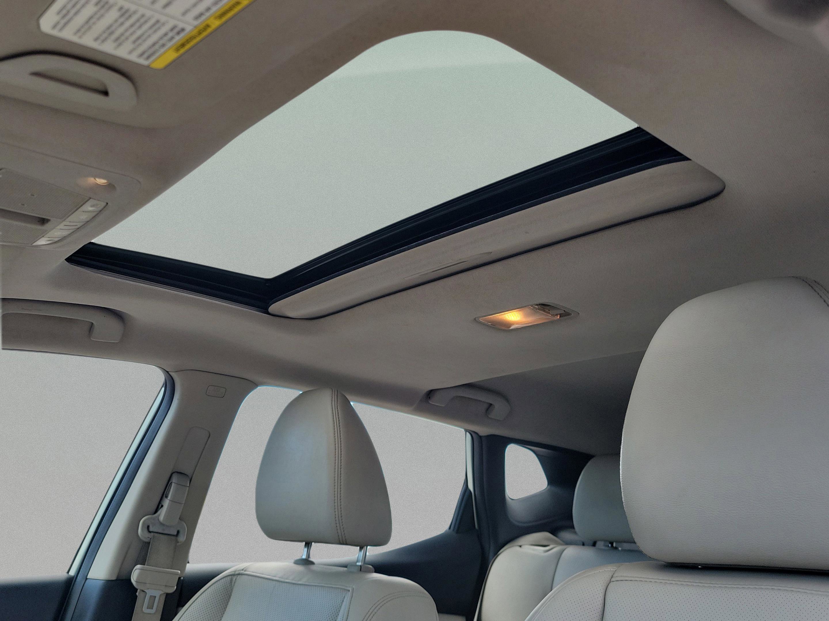 Used 2020 Nissan Rogue Sport SL w/ Premium Package image 35