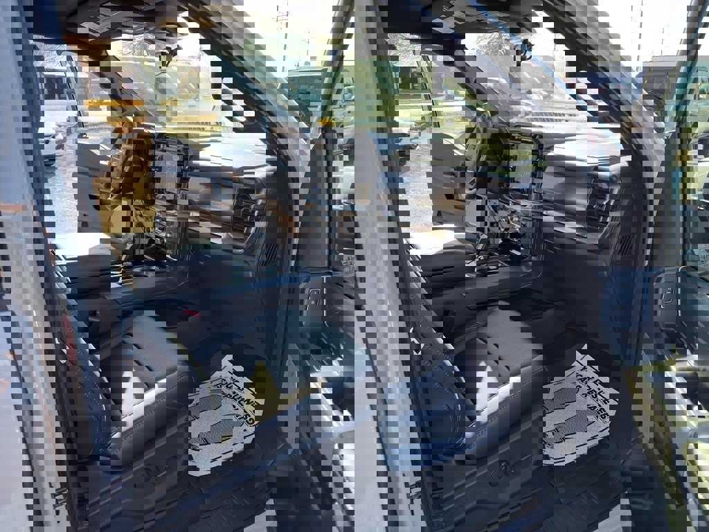 New 2026 Ford F150 Lariat w/ Equipment Group 501A Mid image 27