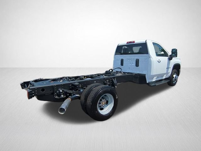 New 2025 Chevrolet Silverado 3500 LT w/ Convenience Package AWD/4WD image 11