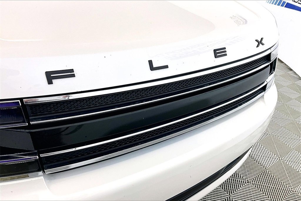 Used 2017 Ford Flex SEL w/ Equipment Group 202A image 24