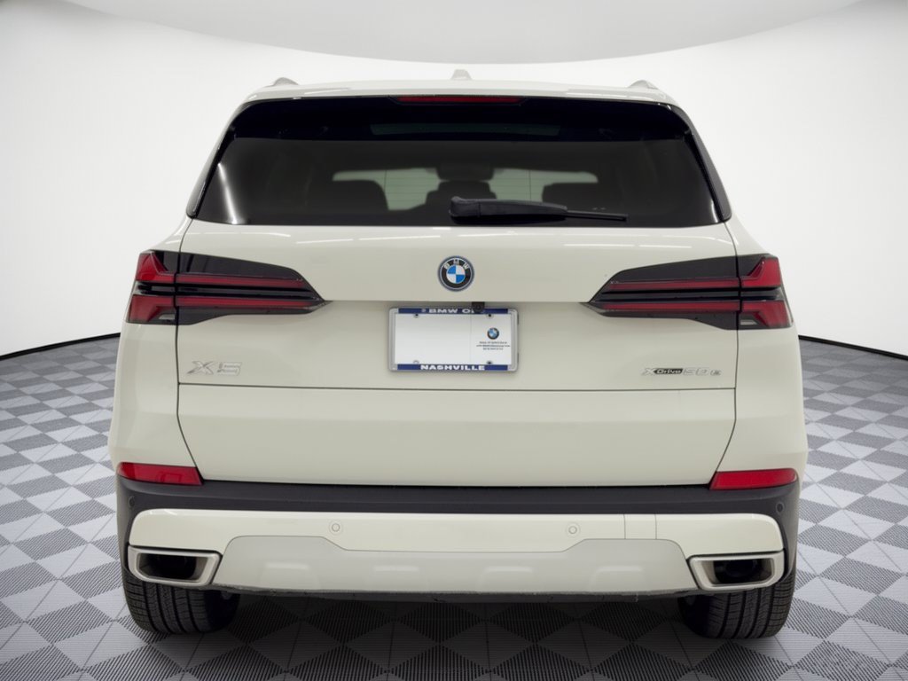 Certified 2024 BMW X5 xDrive50e w/ Premium Package AWD/4WD image 11