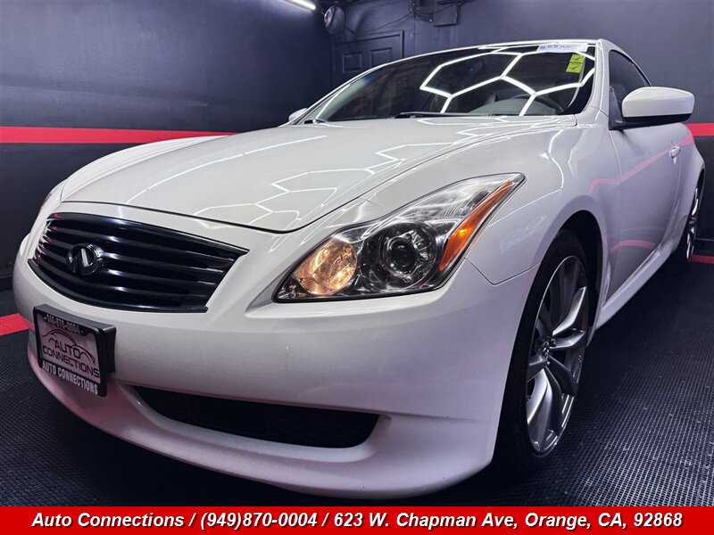 Used 2010 INFINITI G37 Convertible w/ Premium Pkg RWD image 34