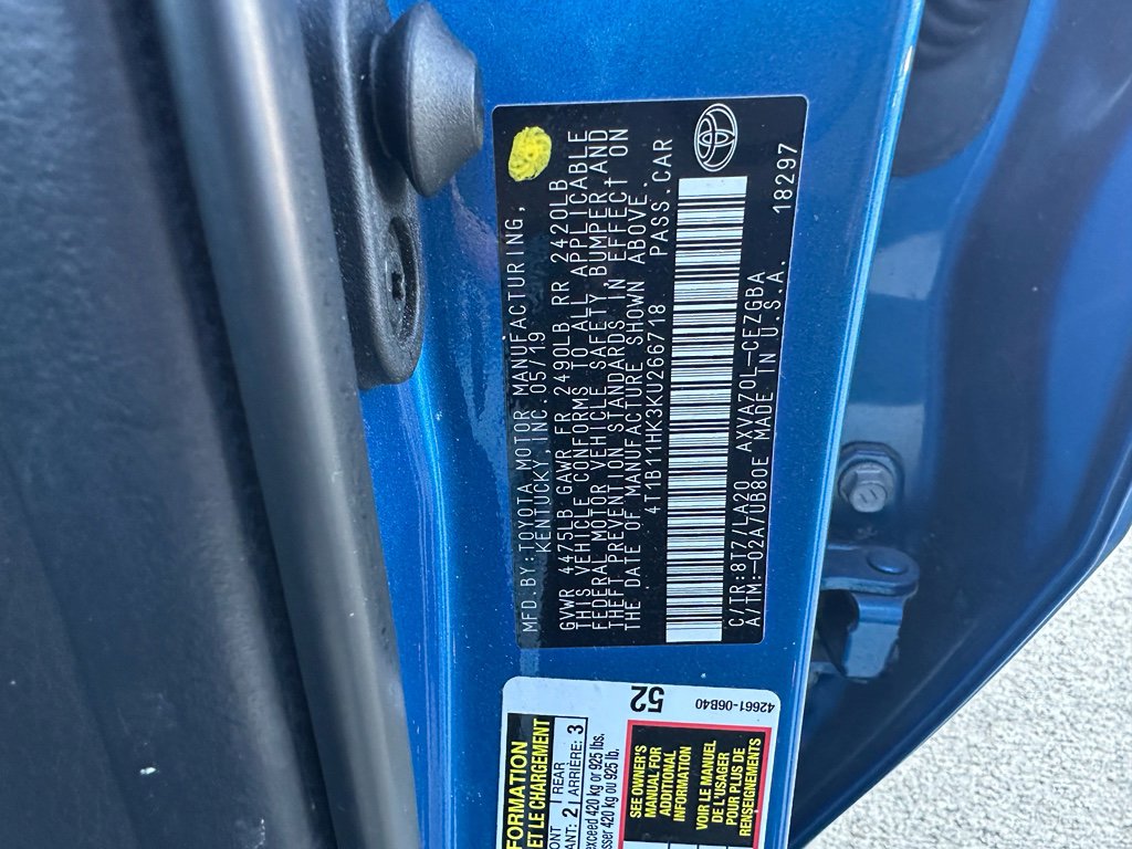 Used 2019 Toyota Camry XLE image 28