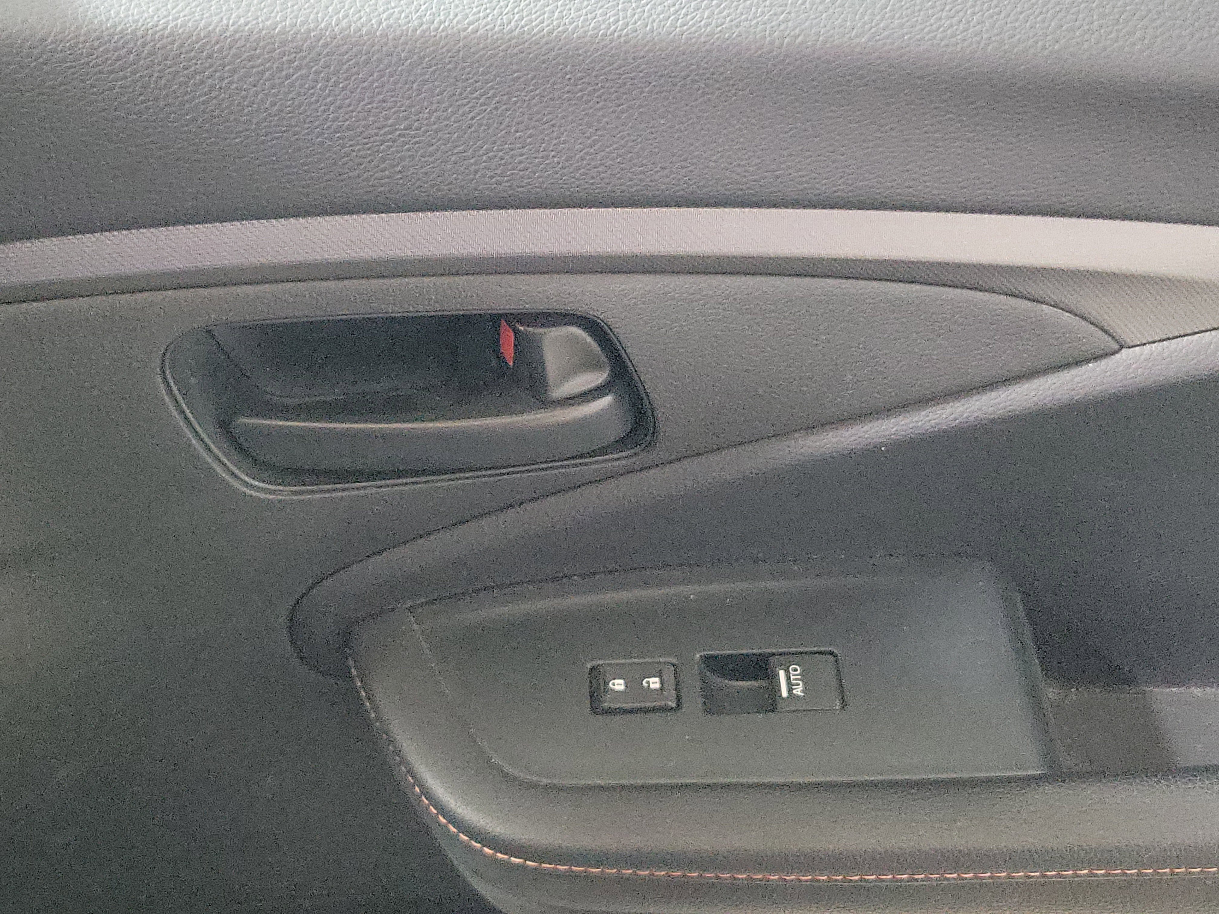 Used 2022 Honda Pilot TrailSport image 32