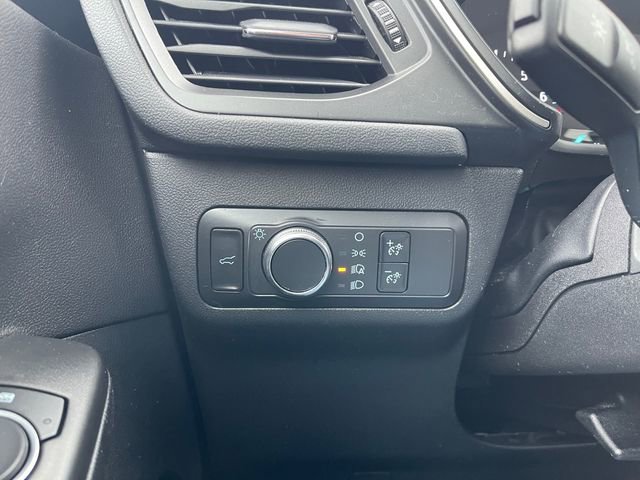 Used 2021 Ford Escape SE w/ Convenience Package image 24