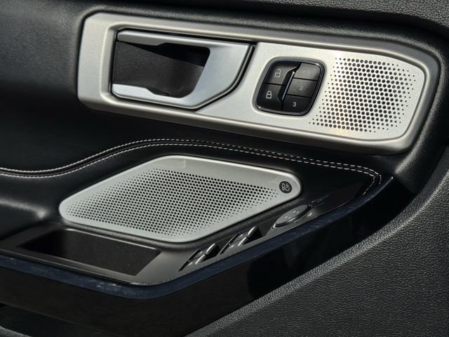 Used 2023 Ford Explorer ST w/ Equipment Group 401A image 28